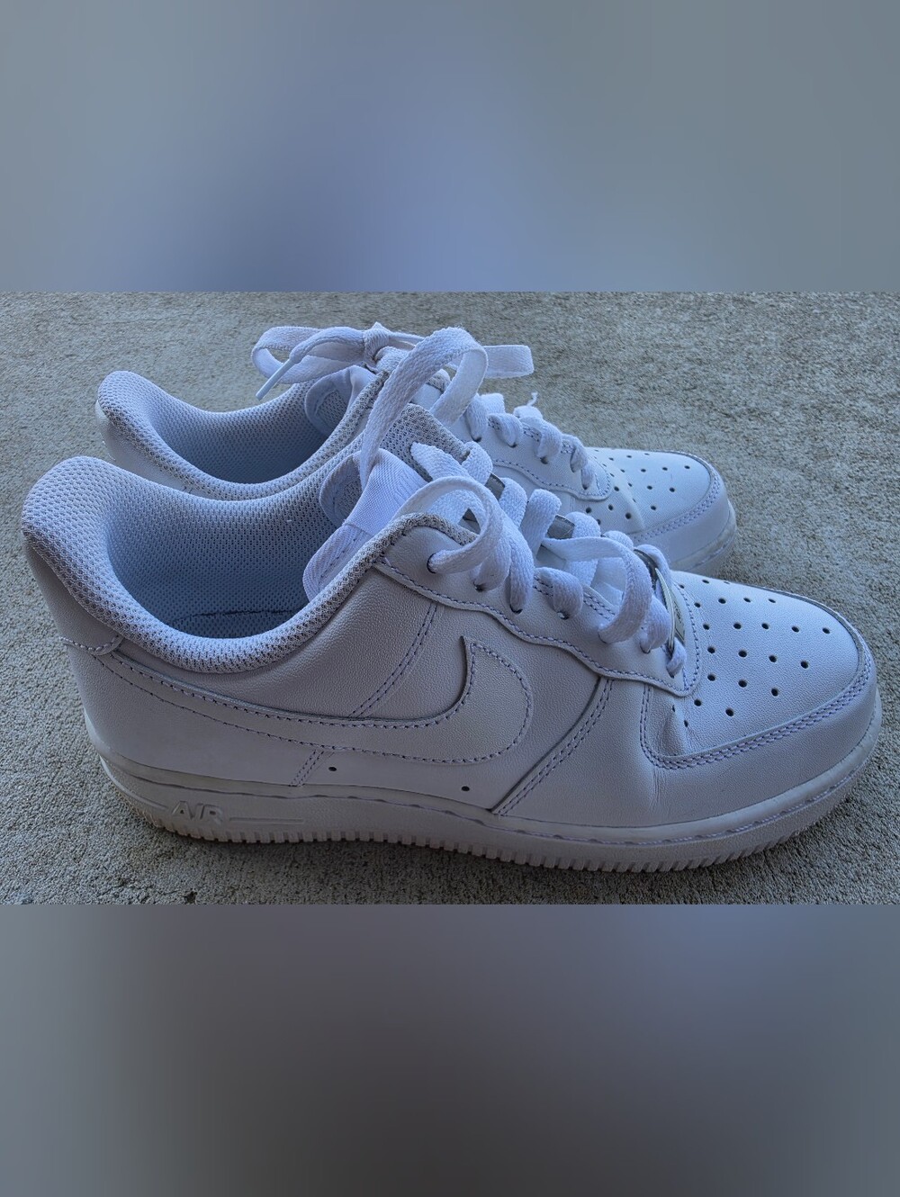Nike Air Force 1 07 Low Triple White Sneakers 315115-112 Women's Size 6.5
